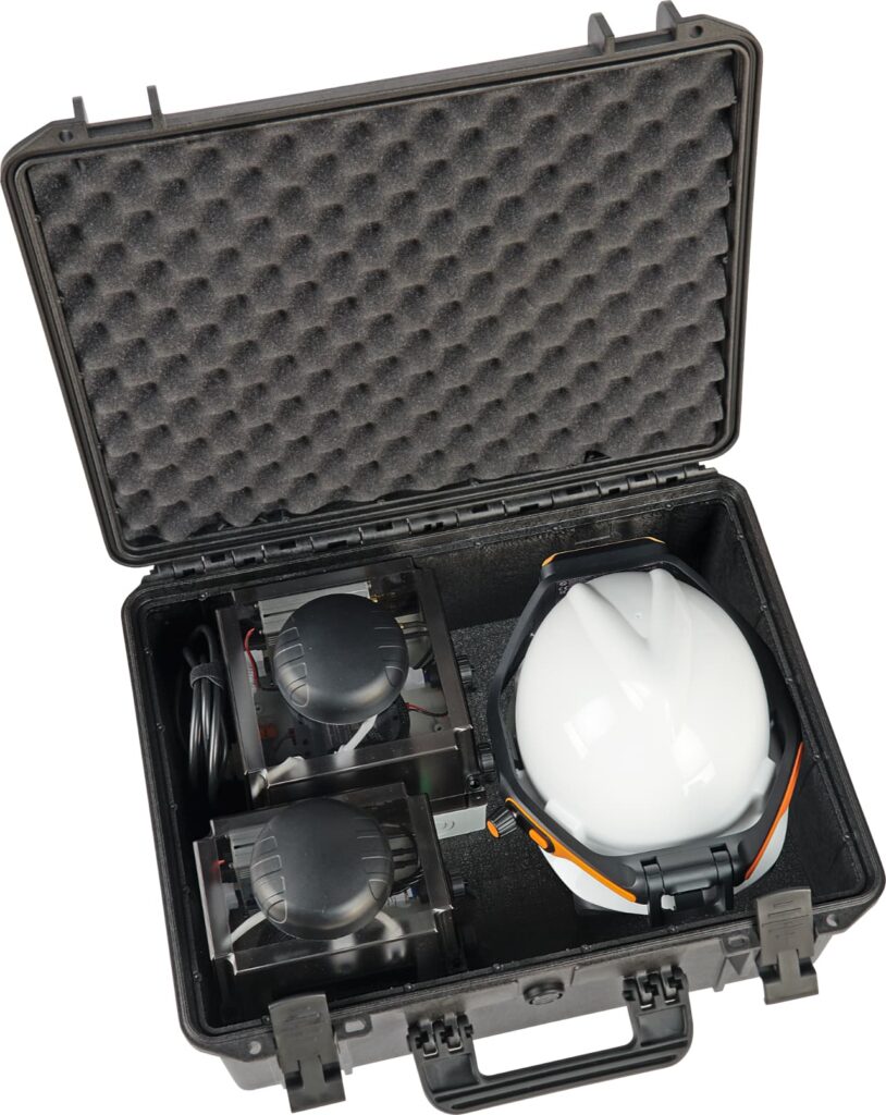 Internet-Koffer mit Smartglasses